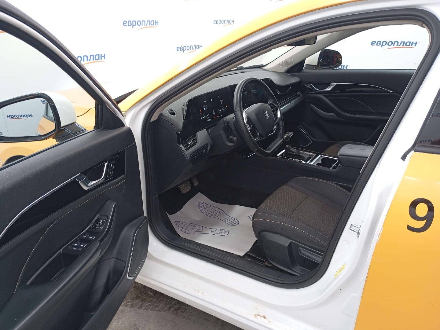 FAW Bestune B70,  170 355 км, 2023 года в лизинг