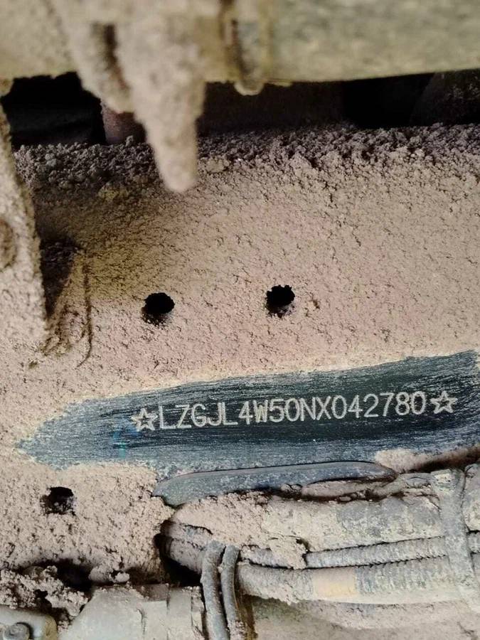 Shacman SX42586W385C,  111 км, 2022 года в лизинг