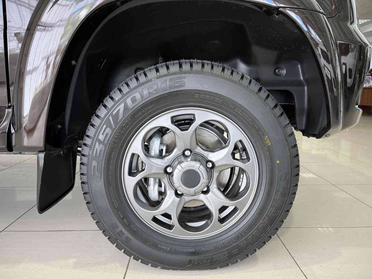 УАЗ Patriot Base Икар Limited 2.7 5MT