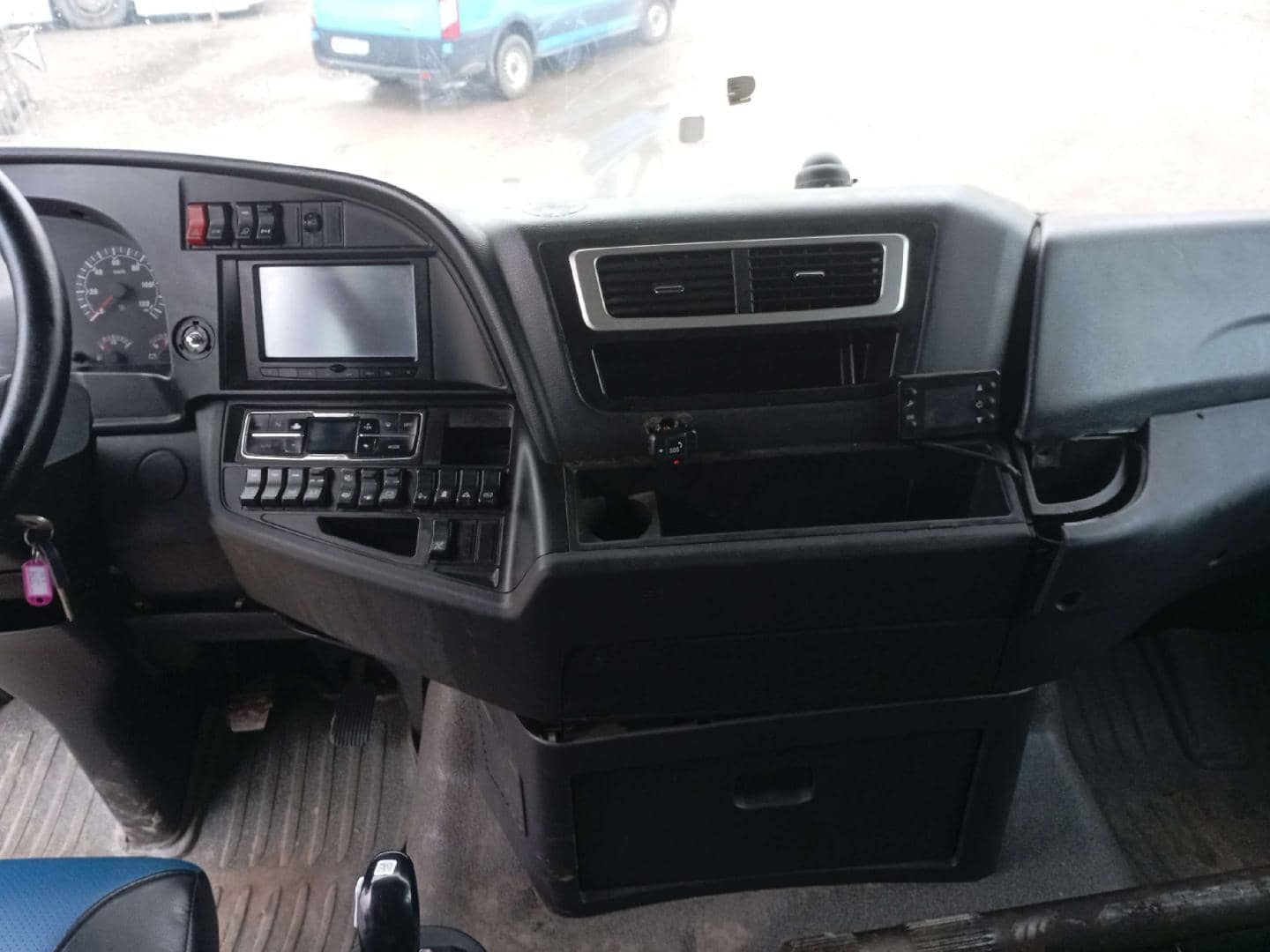 Sitrak C7H MAX ZZ4186V391HE,  581 574 км, 2023 года в лизинг