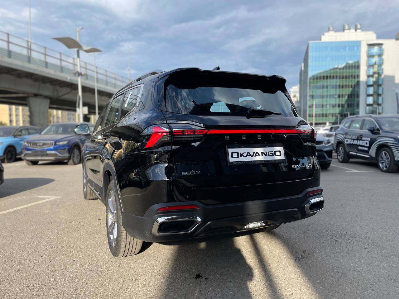 Geely Okavango Flagship 2.0T 7DCT 2WD