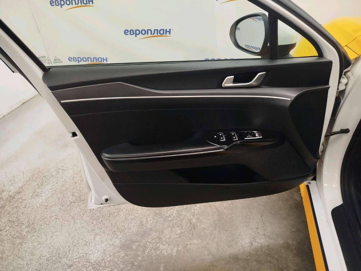 KIA K5,  259 887 км, 2020 года в лизинг