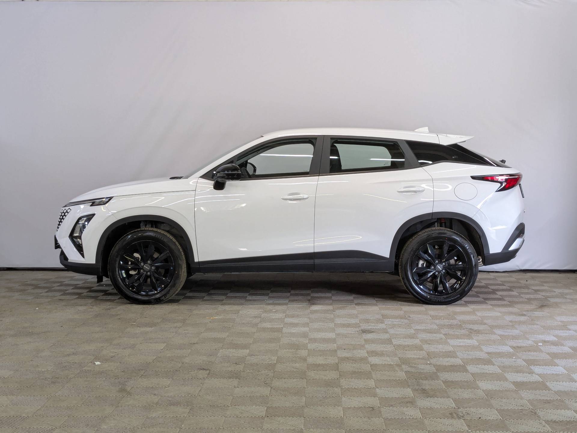 OMODA C5 1.6T DCT Active 4WD FL