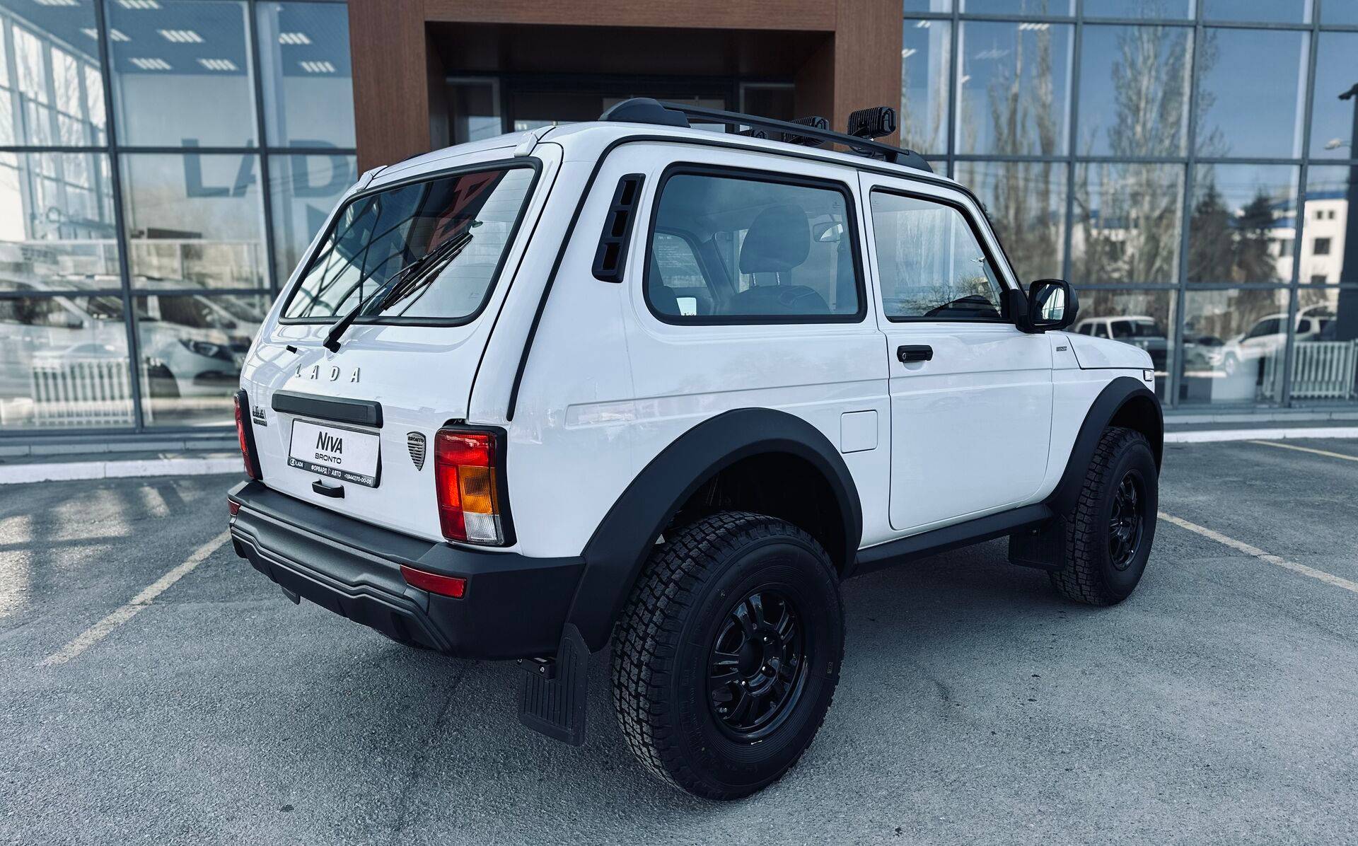 Lada Niva Legend Bronto Prestige'24 1.7 5MT
