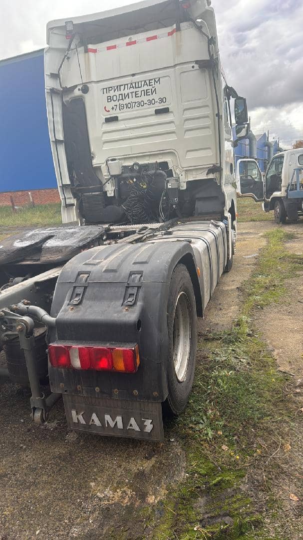 Sitrak C7H 4x2 ZZ4186V361HE,  376 405 км, 2022 года в лизинг
