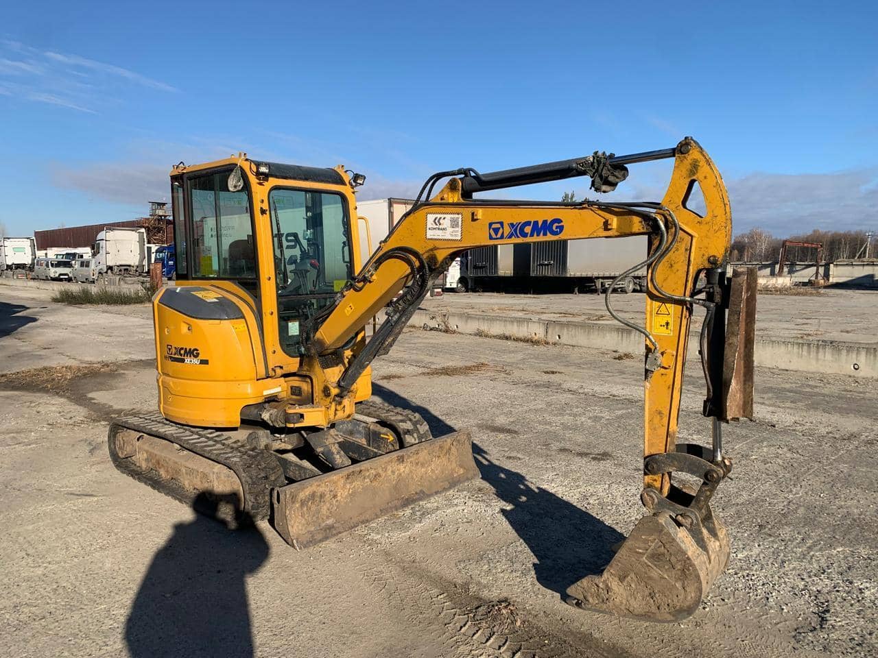 XCMG/MGCM XE35U,  998 км, 2022 года в лизинг