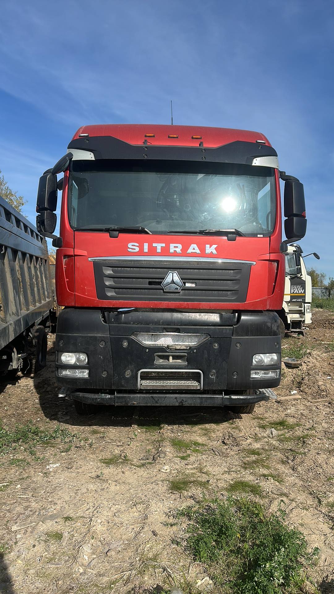 Sitrak С7Н 6×4 ZZ4256V364HE,  1 км, 2024 года в лизинг