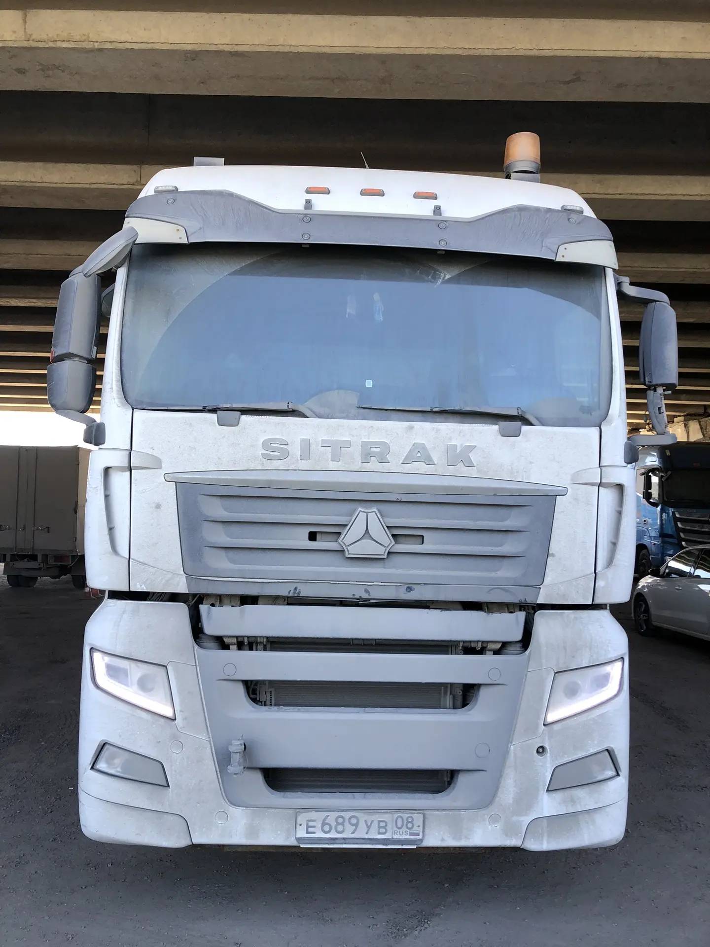 Sitrak C7H 4x2 ZZ4186V361HE