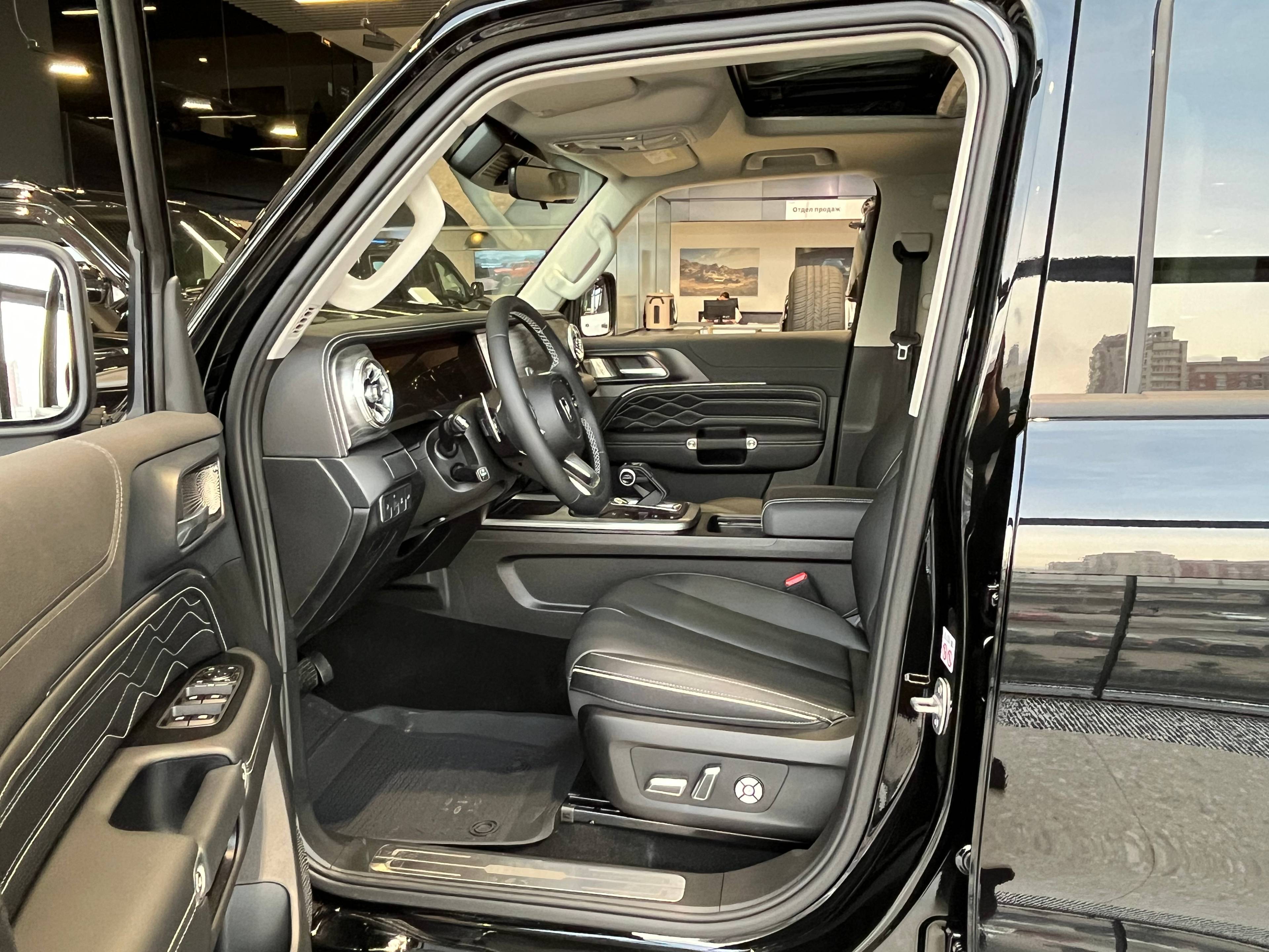 Tank 300 Премиум 2.0 АТ полный привод