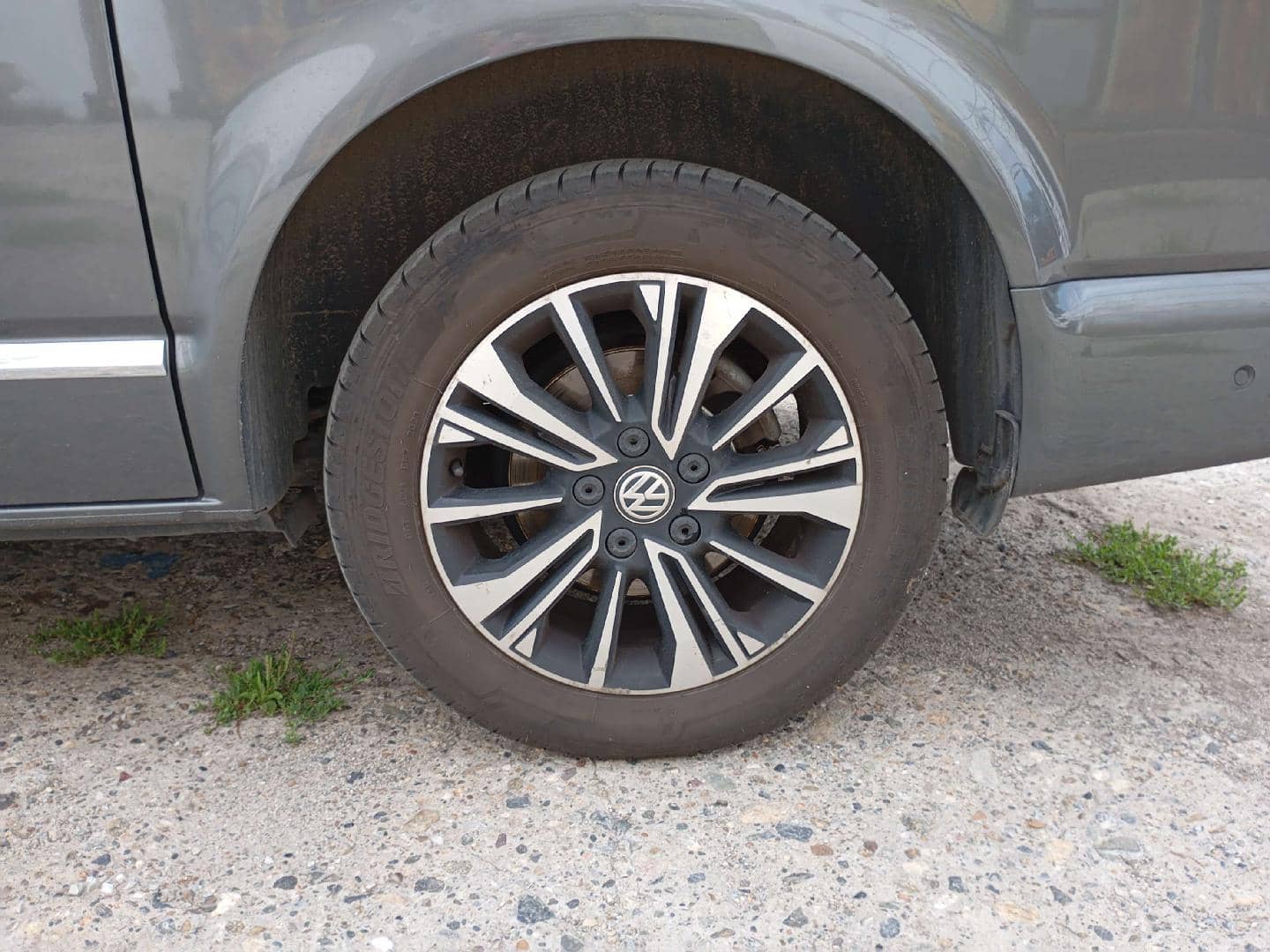 Volkswagen Multivan,  53 860 км, 2023 года в лизинг