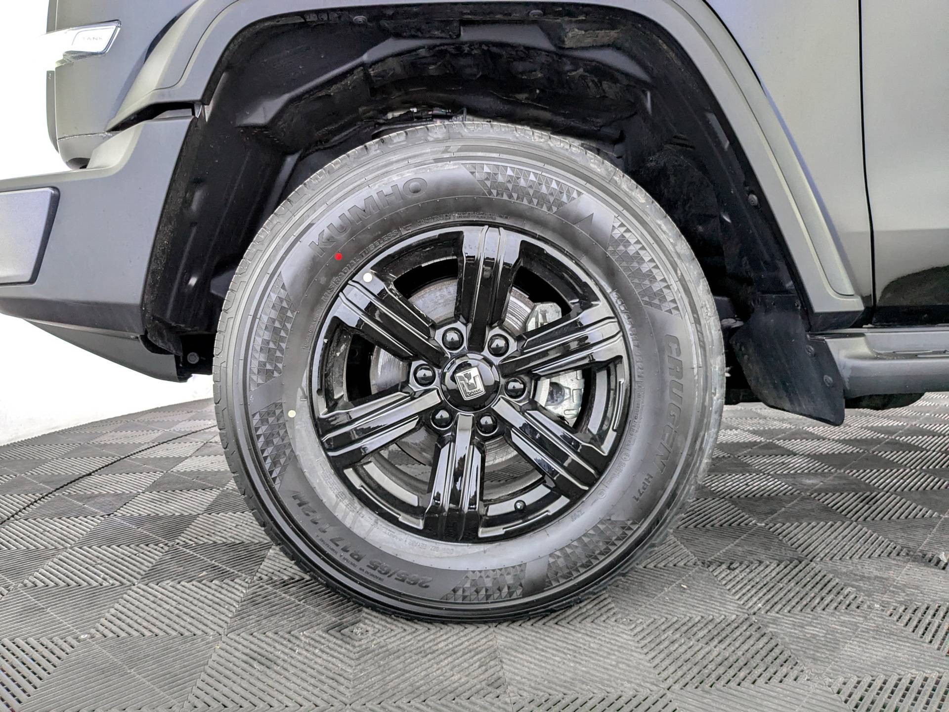 Tank 300 Premium 2.0 8AT 4WD