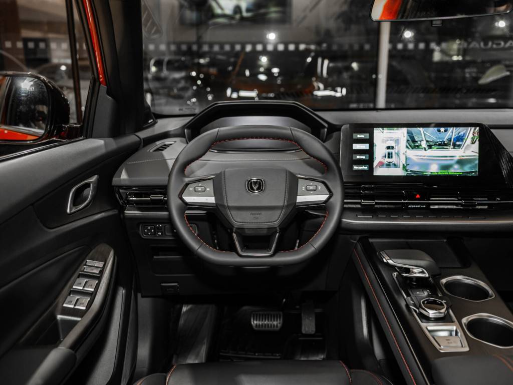 Changan Uni-S Tech 1.5T 7AT