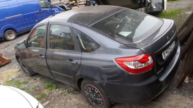 Lada Granta лифтбек