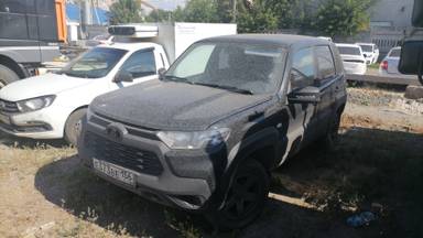 Lada Niva Travel