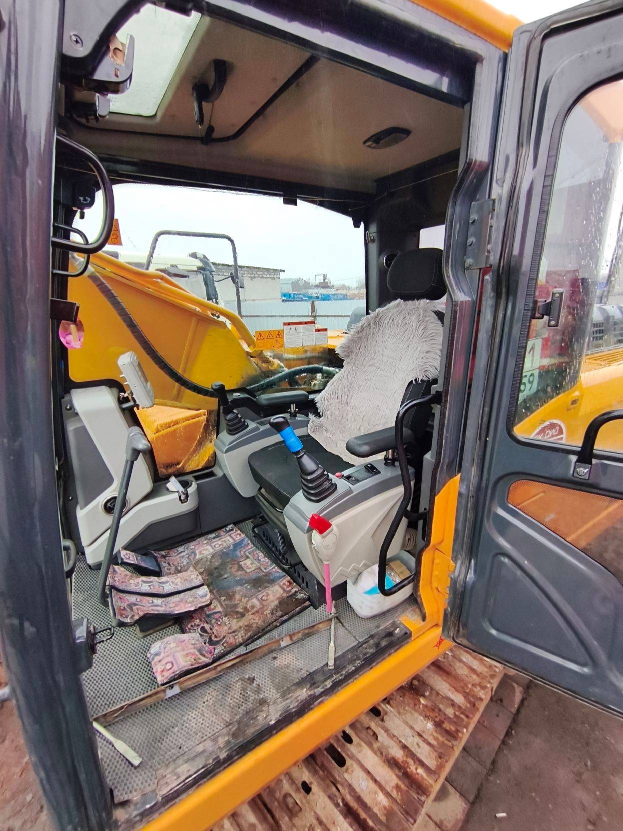 Shantui SE220LC, 2022 года в лизинг