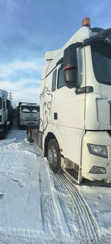 Sitrak C7H 4x2 ZZ4186V361HE