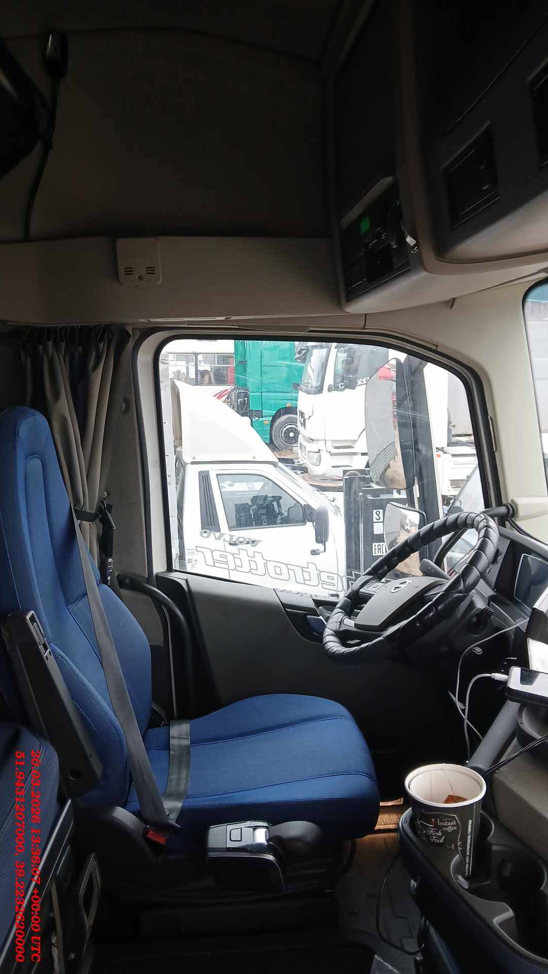 Volvo FH 460 4x2 (FH Globetrotter XL),  681 480 км, 2022 года в лизинг