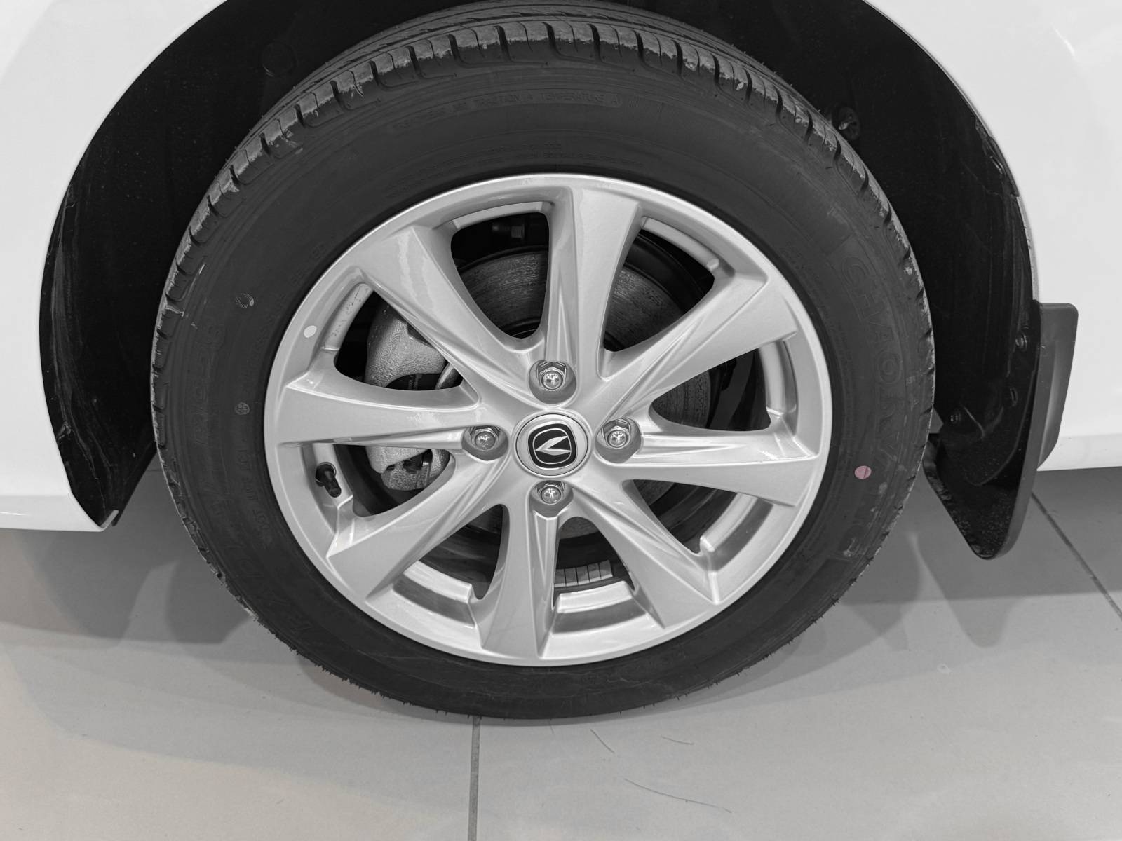 Changan Alsvin DLX 1.5 5DCT