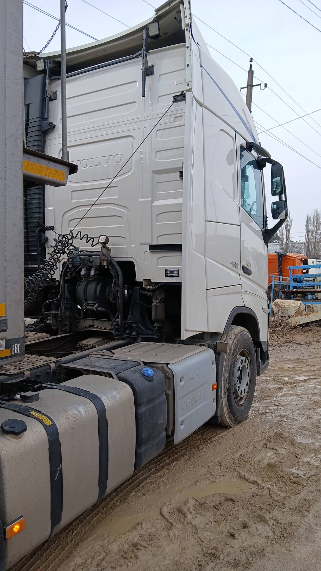 Volvo FH 460 4x2 (FH Globetrotter XL),  671 169 км, 2022 года в лизинг