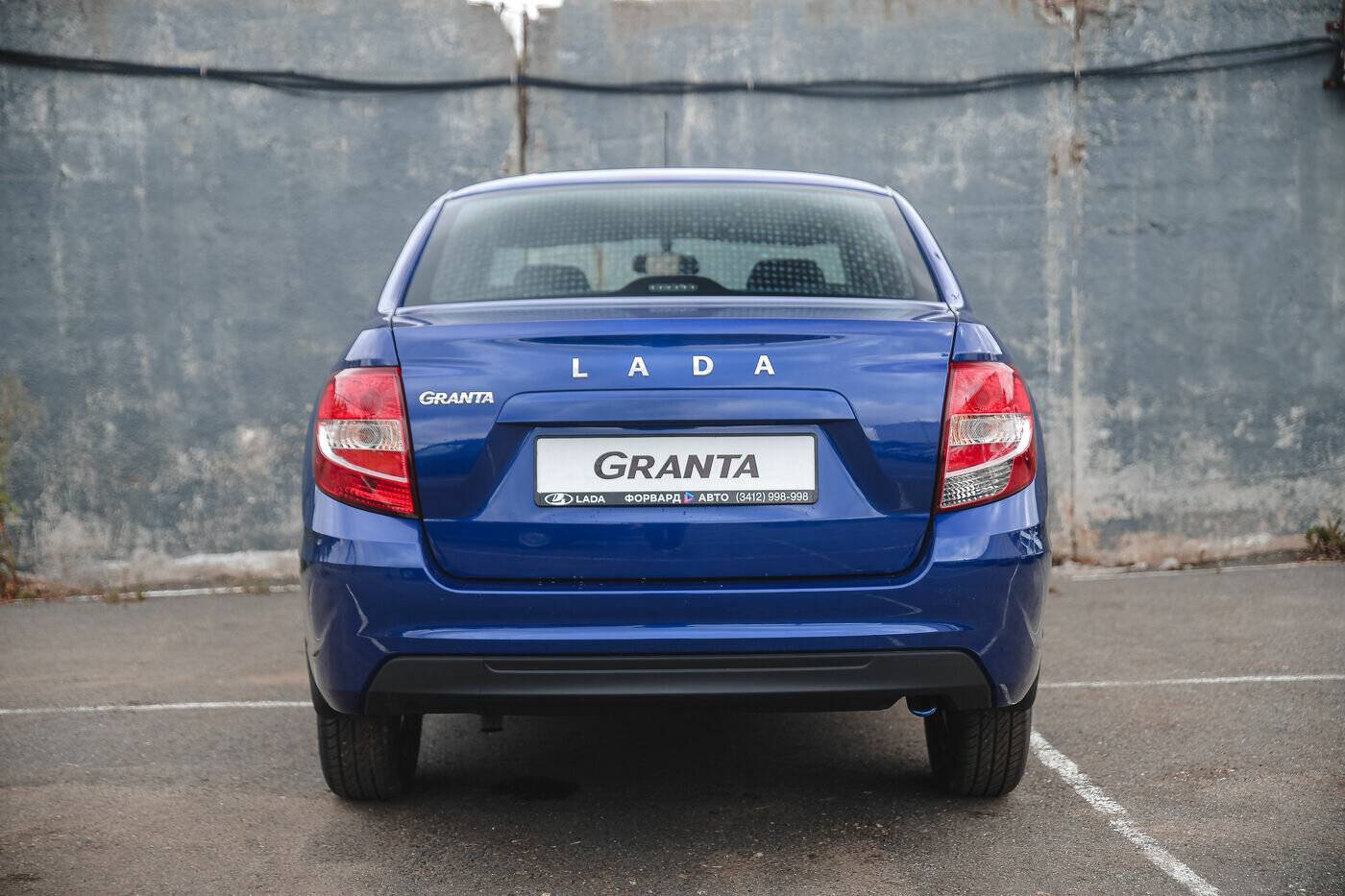 Lada Granta седан Comfort 1.6 90hp 5MT