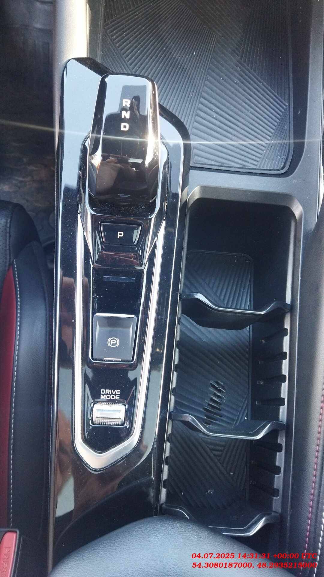 Geely Coolray,  77 684 км, 2023 года в лизинг