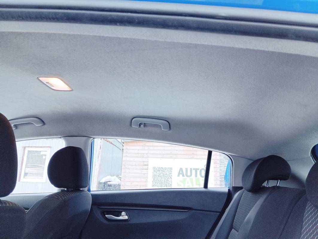 KIA Rio X-Line,  242 940 км, 2019 года в лизинг