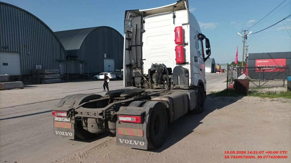 Volvo FH 460 4x2 (FH Globetrotter),  436 505 км, 2021 года в лизинг