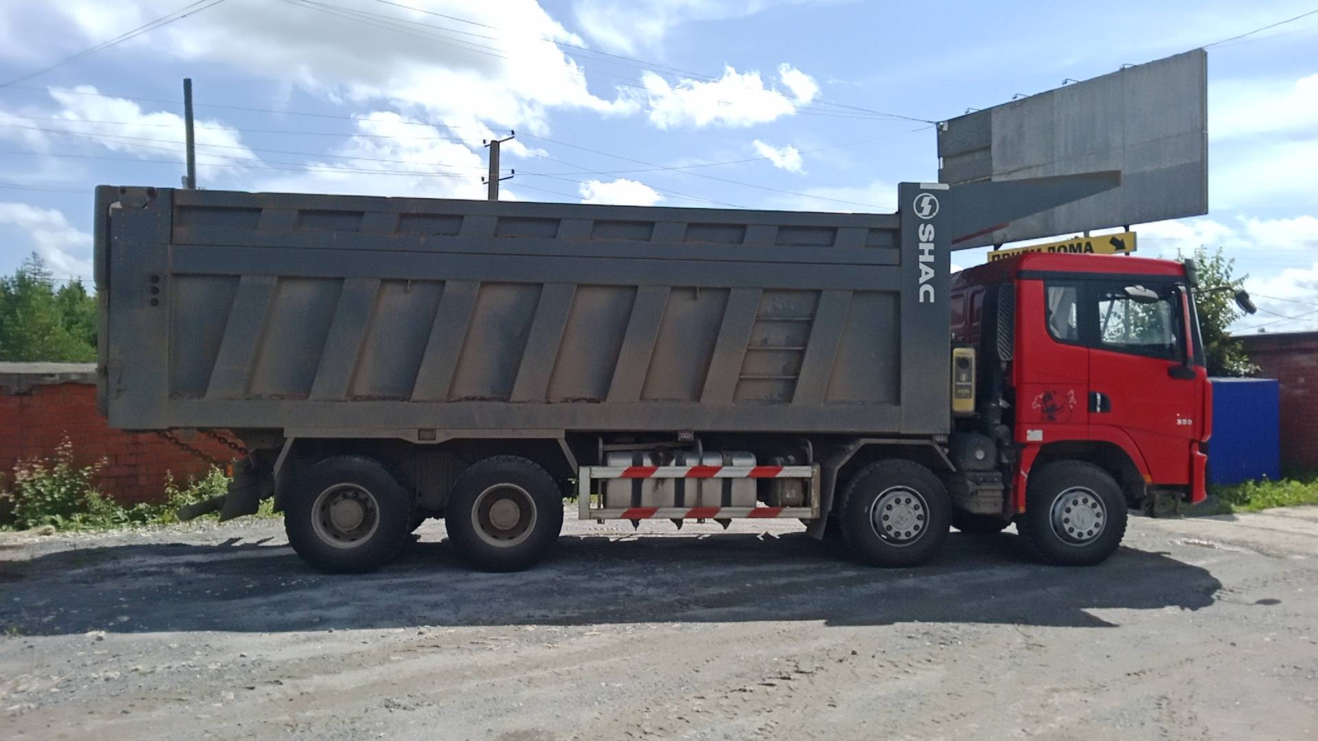 Shacman SX331863366,  202 231 км, 2023 года в лизинг