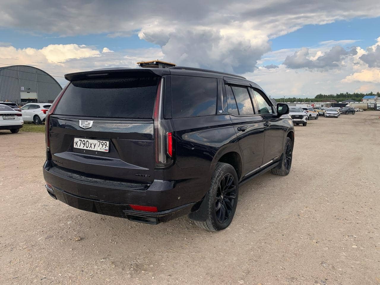 Cadillac Escalade,  133 484 км, 2024 года в лизинг