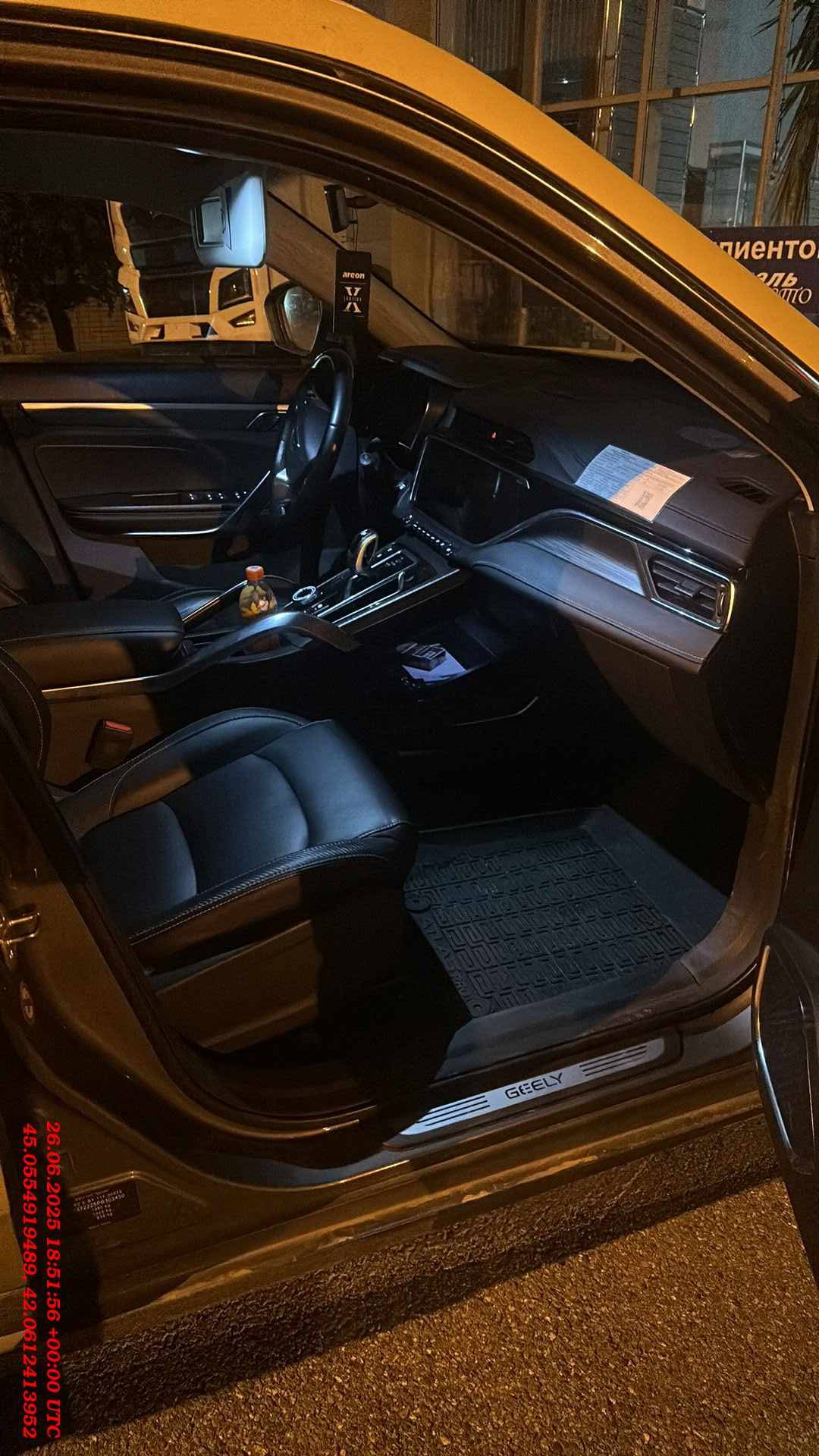 Geely Atlas Pro,  281 528 км, 2023 года в лизинг