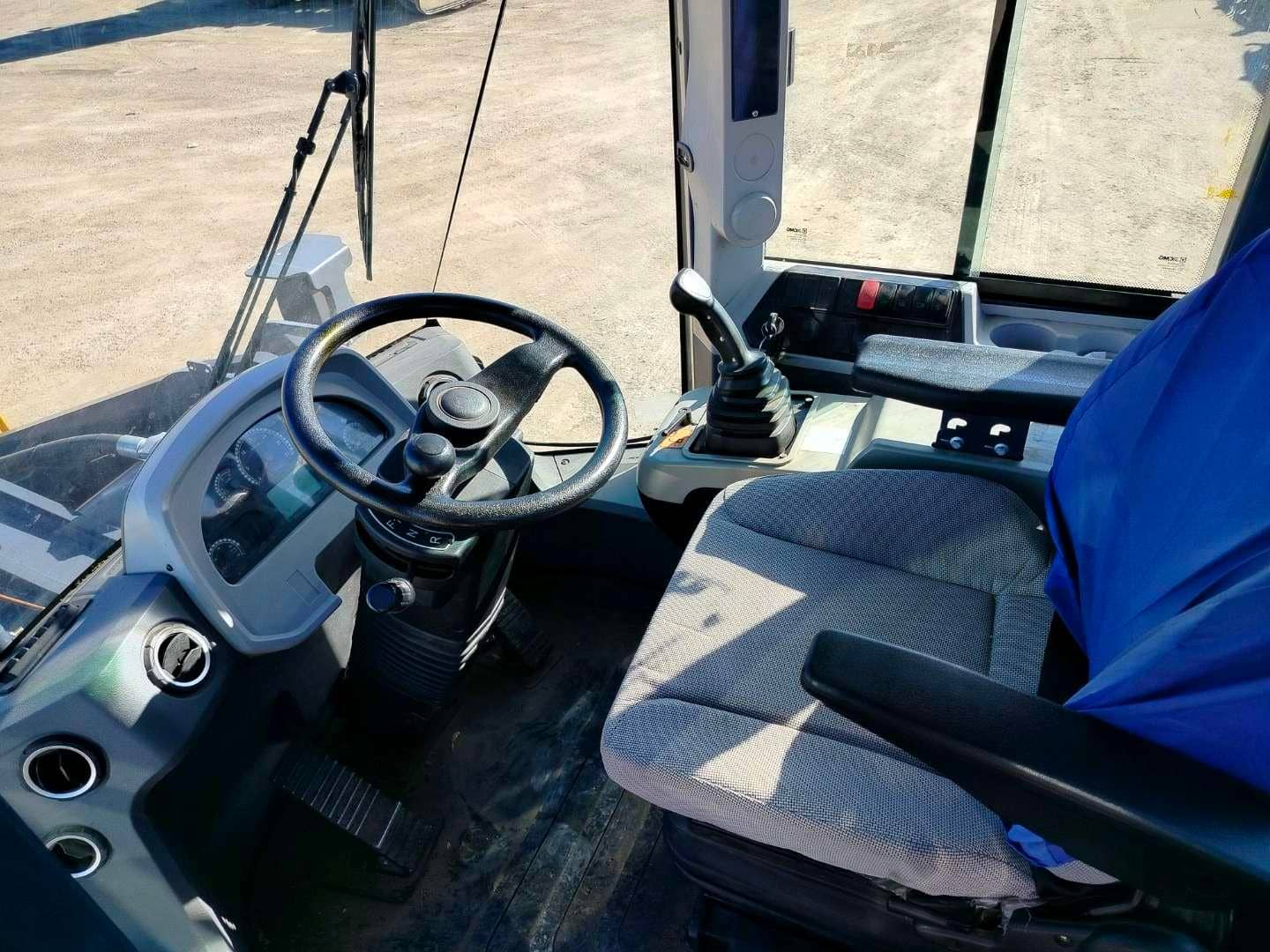 XCMG/MGCM XC948, 2023 года в лизинг