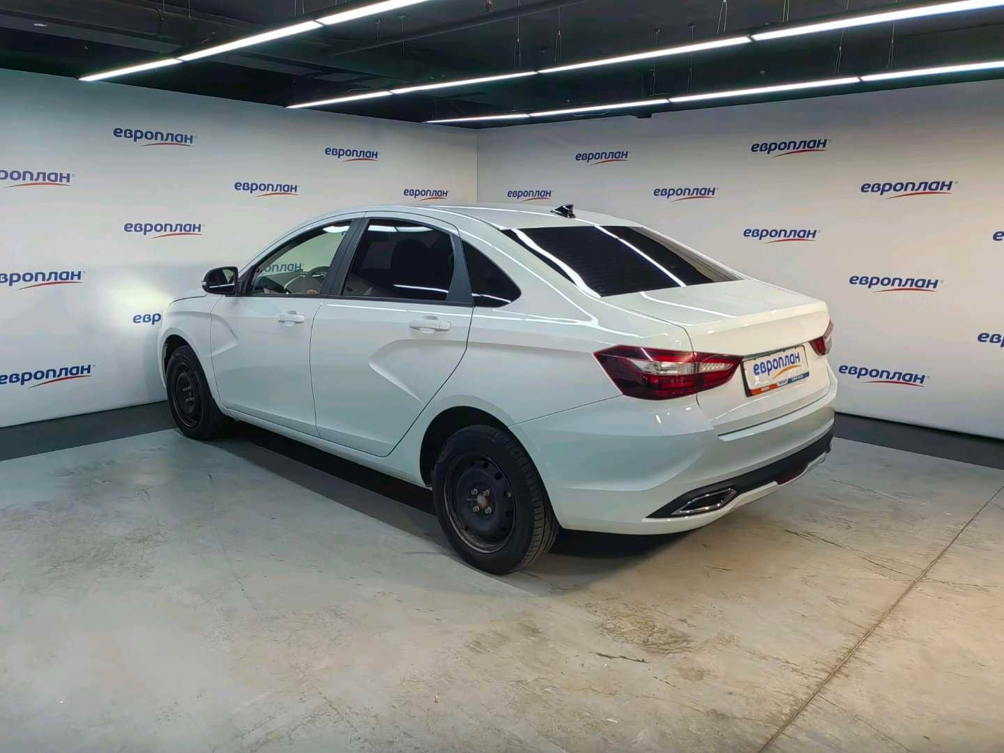 Lada Vesta седан,  45 921 км, 2024 года в лизинг