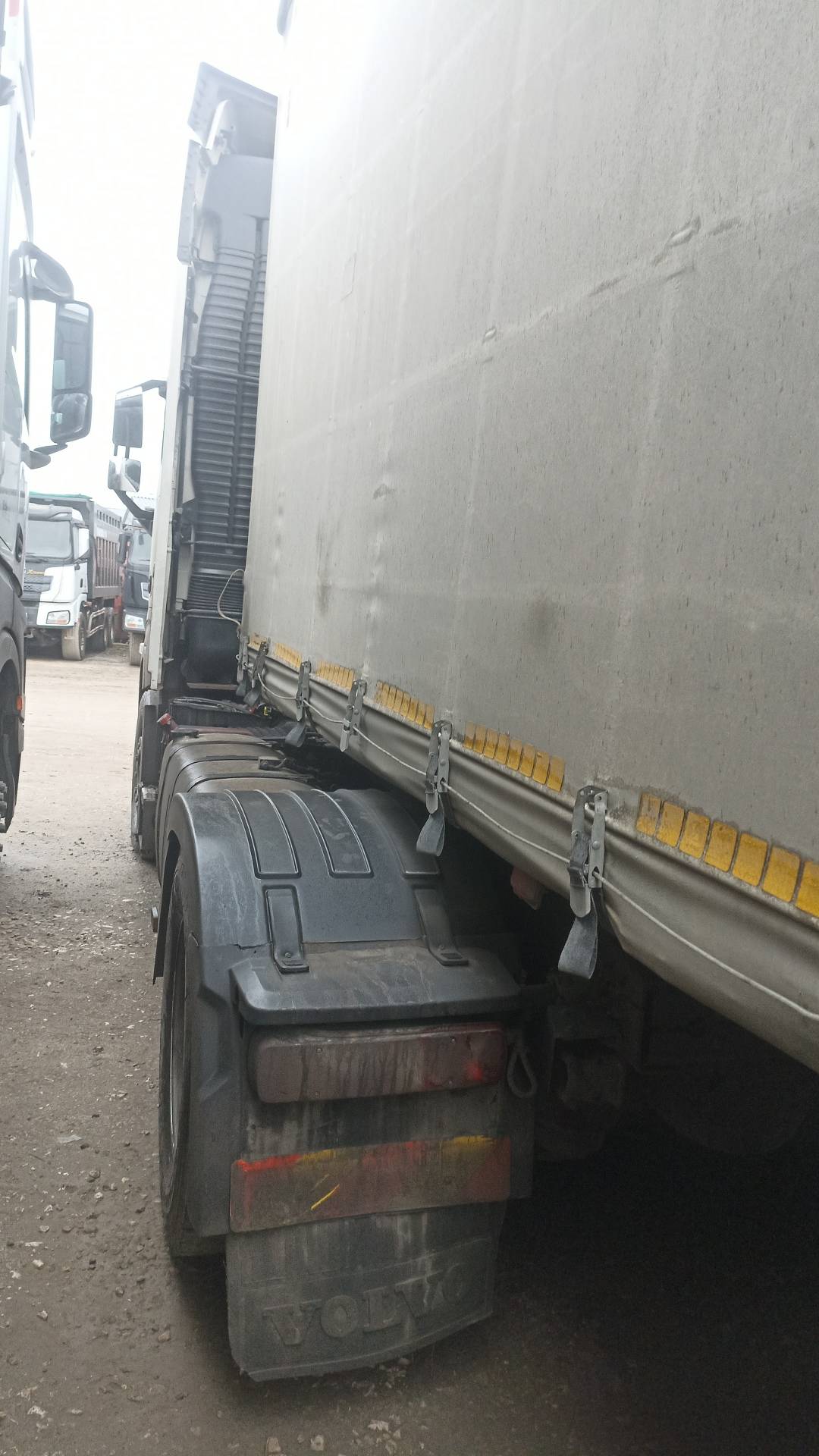 Volvo FH 460 4x2 (FH Globetrotter),  1 041 728 км, 2016 года в лизинг