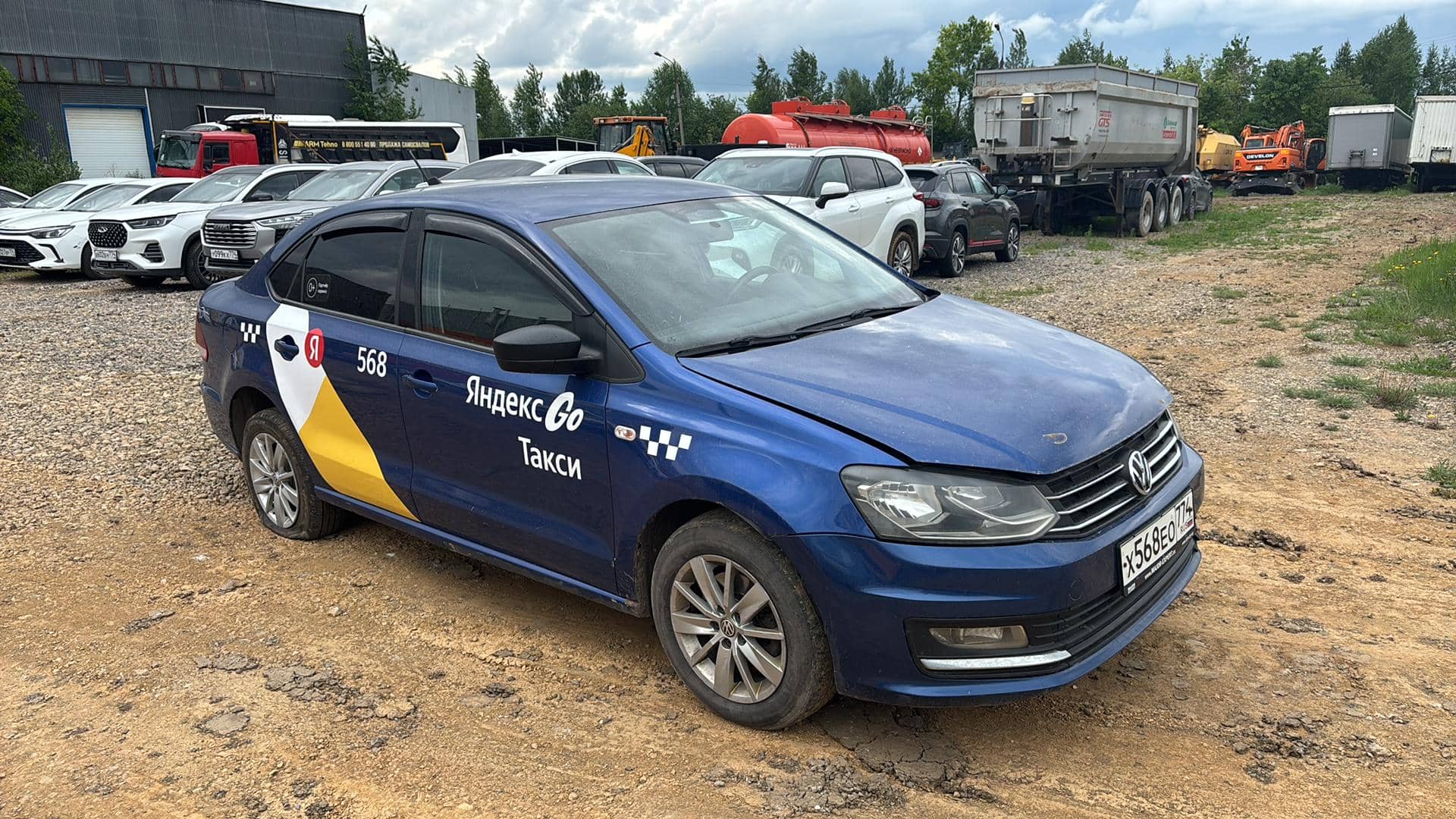 Volkswagen Polo,  284 617 км, 2019 года