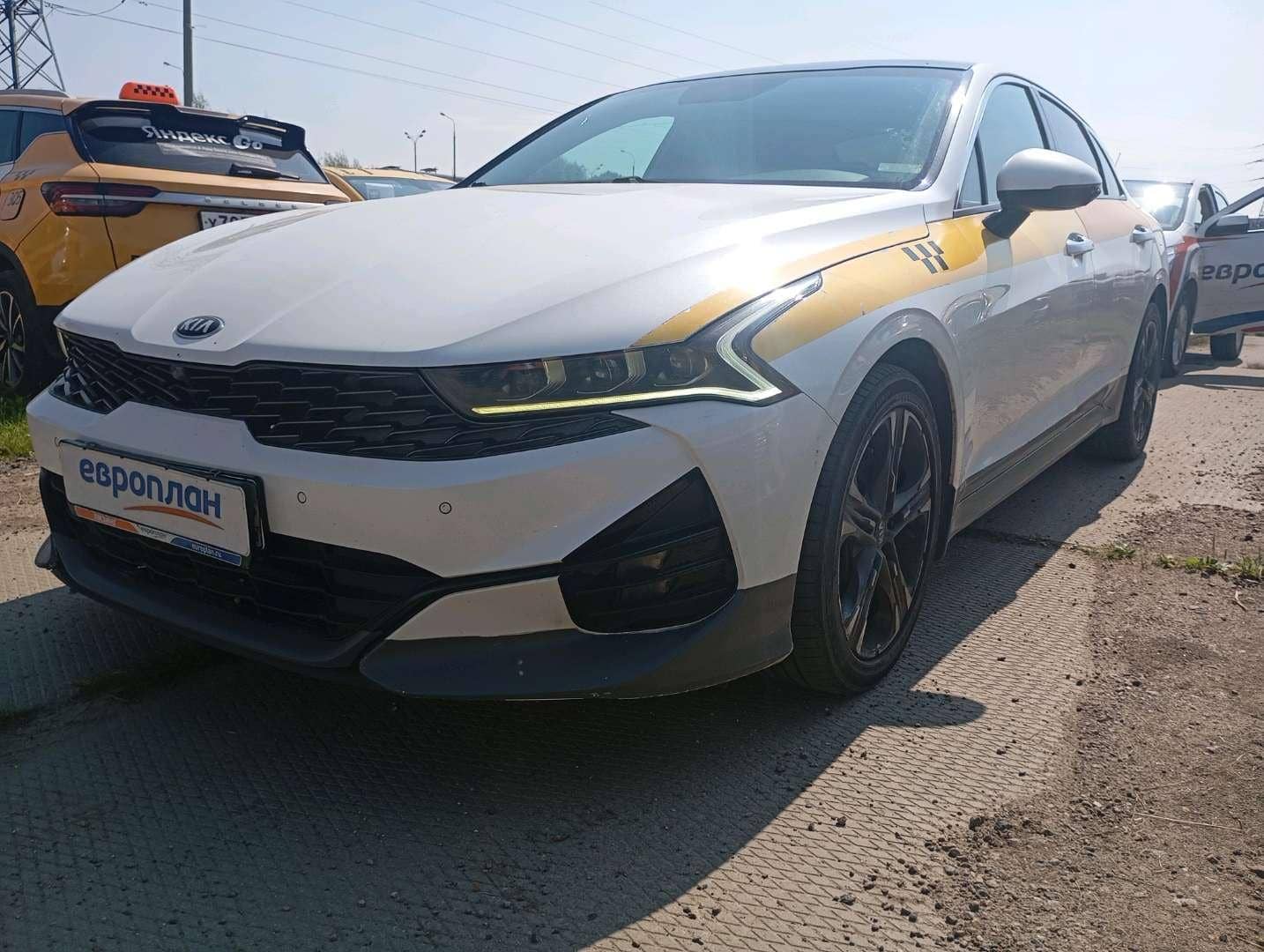 KIA K5