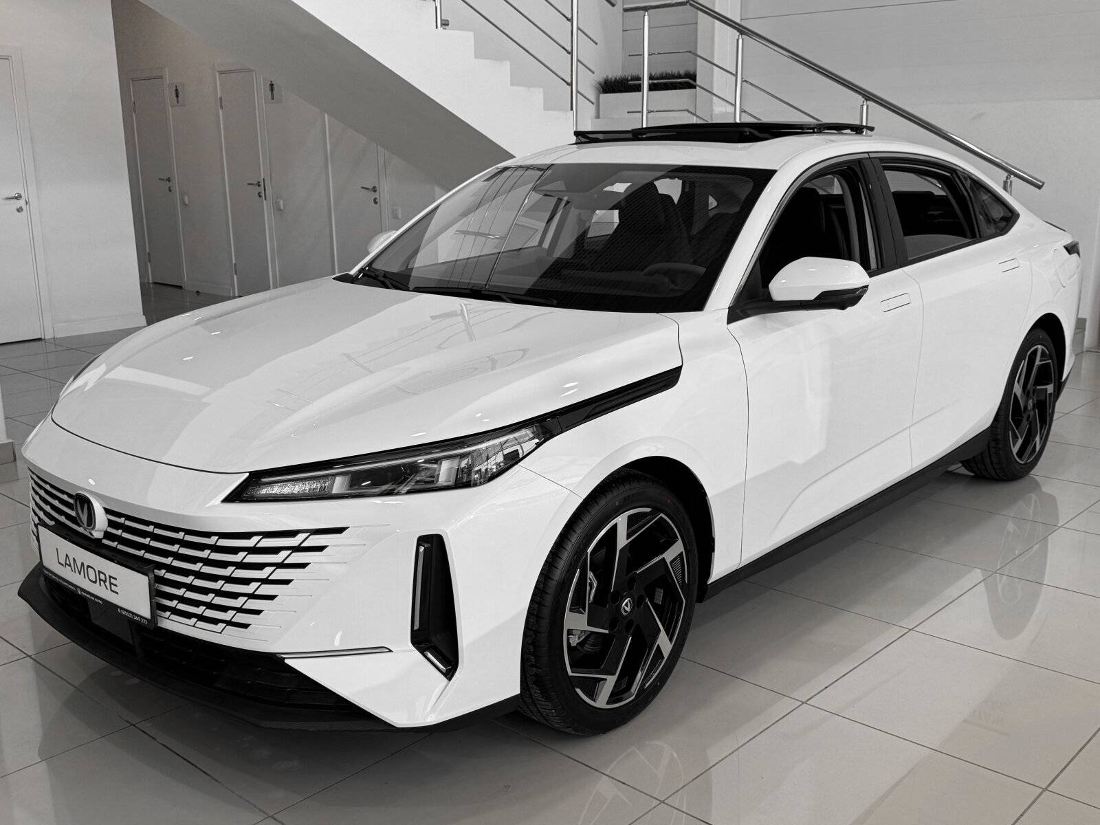 Changan Lamore Tech 1.5 DCT 180hp 2WD 