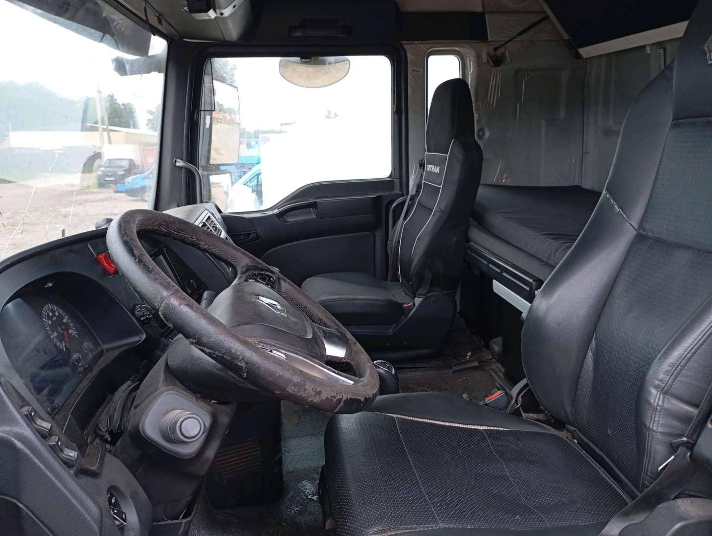 Sitrak C7H 4x2 ZZ4186V361HE,  700 000 км, 2022 года в лизинг