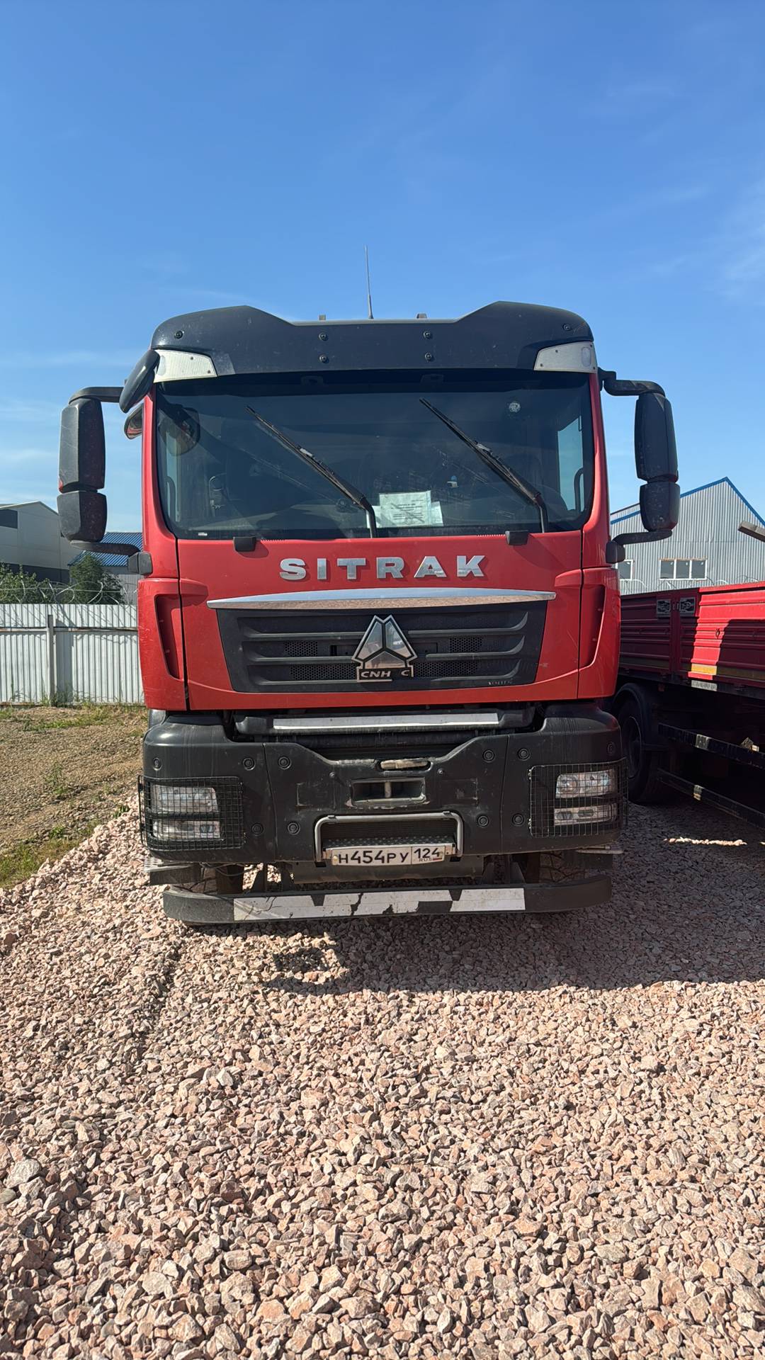 Sitrak ZZ3316V386ME