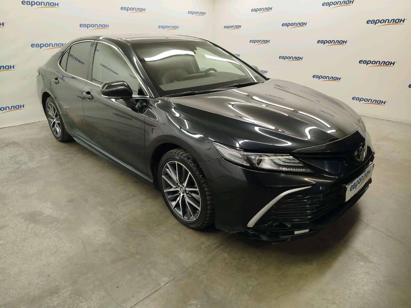 Toyota Camry,  116 756 км, 2023 года в лизинг