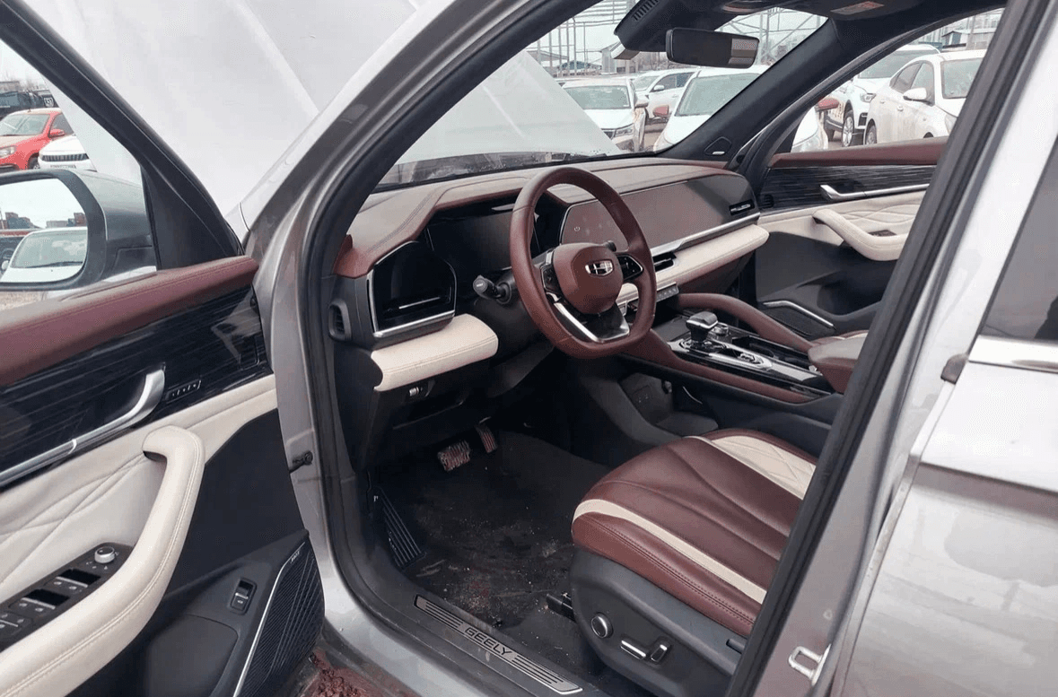 Geely Monjaro,  1 км, 2023 года в лизинг