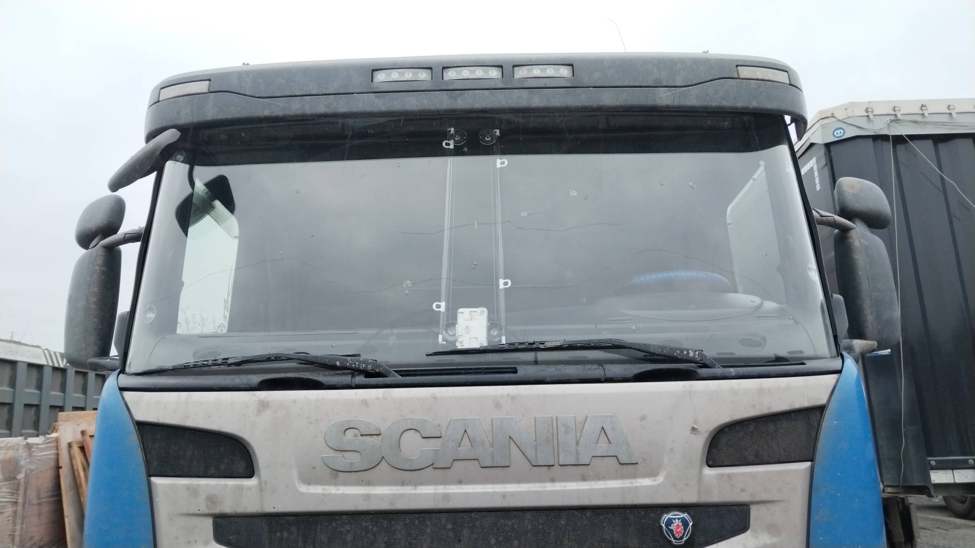 SCANIA G 400 LA4x2HNA (Highline),  1 305 808 км, 2015 года в лизинг