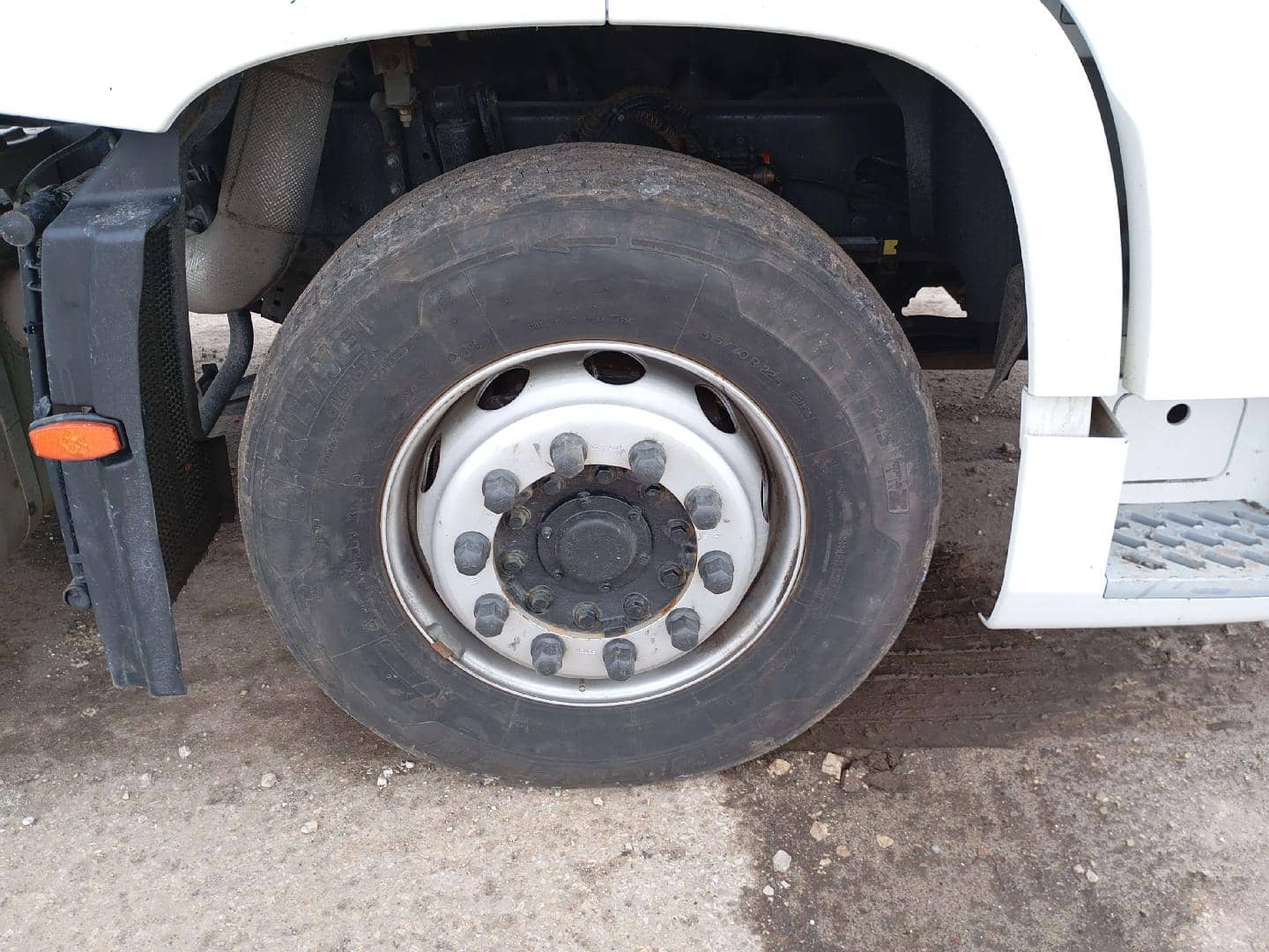 DongFeng GX DFH4180 4x2,  401 041 км, 2024 года в лизинг