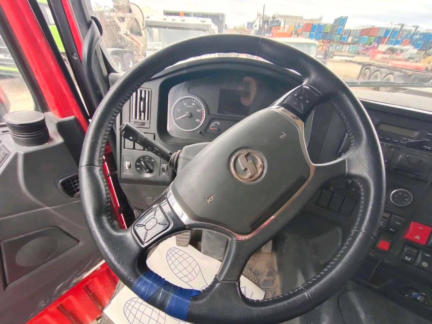 Shacman SX33186V366,  141 012 км, 2023 года в лизинг