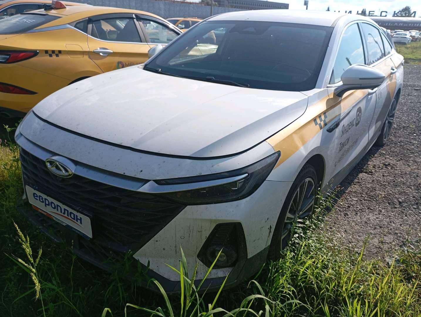 Chery Arrizo 8