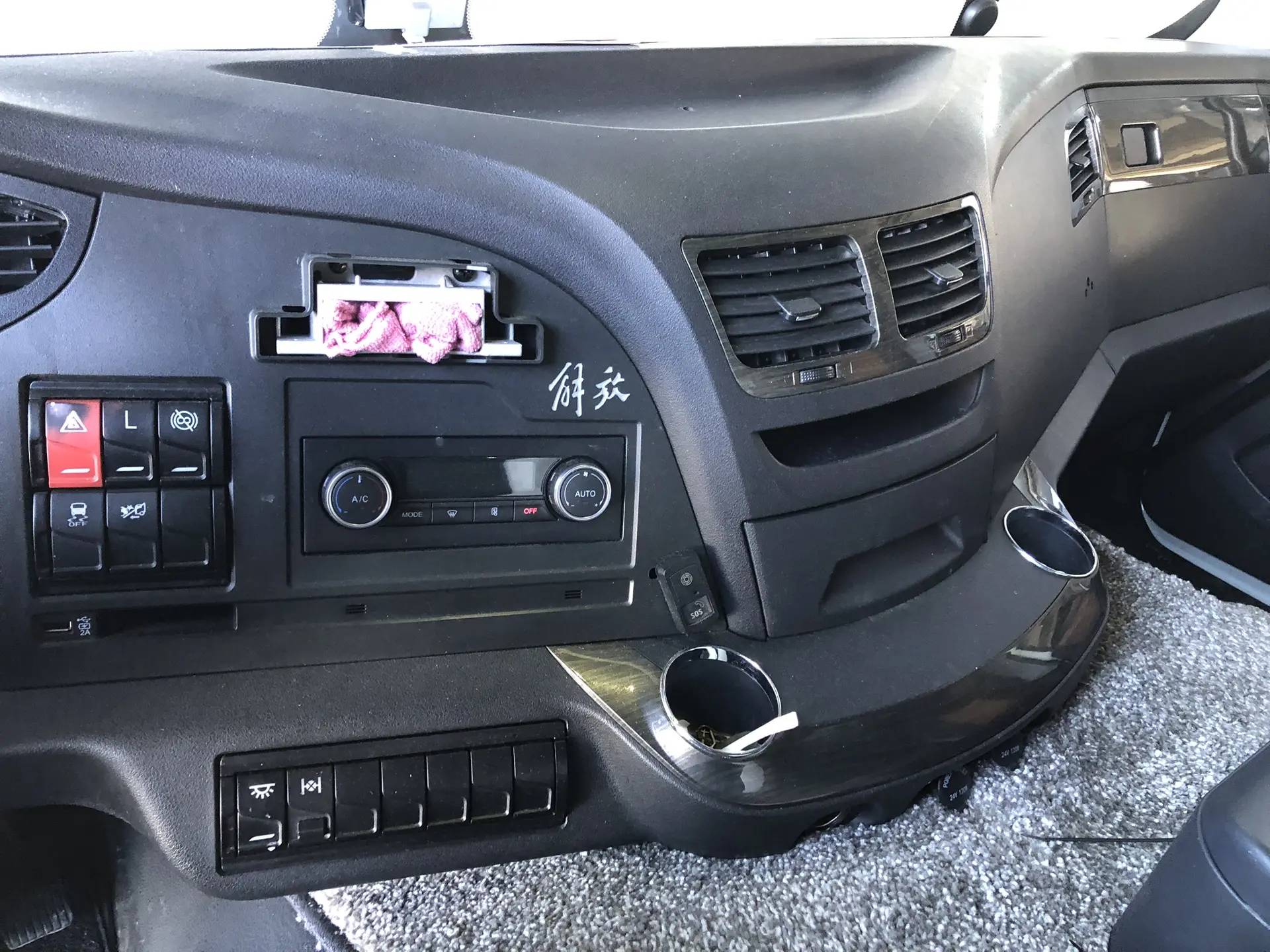 FAW CA4180P66K25E5 4x2,  149 594 км, 2023 года в лизинг