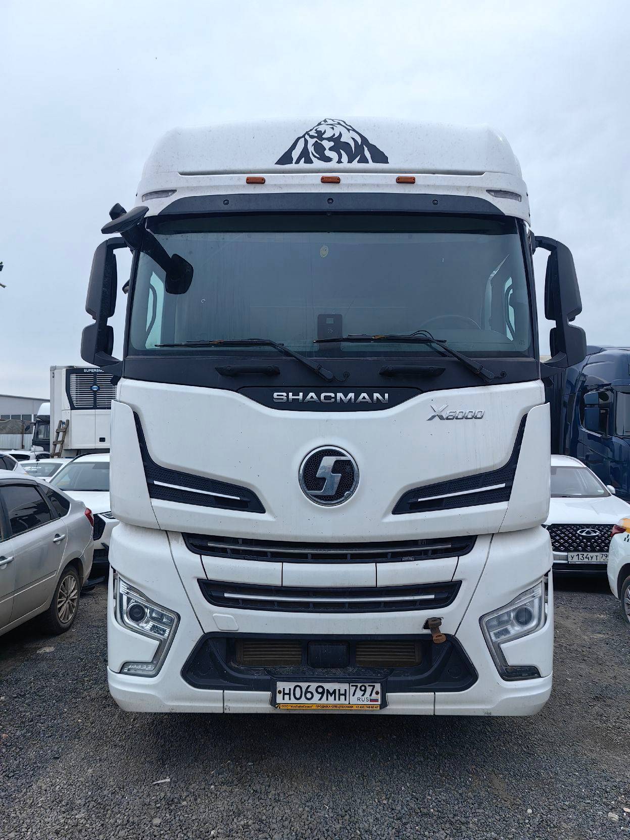Shacman SX4188YY381