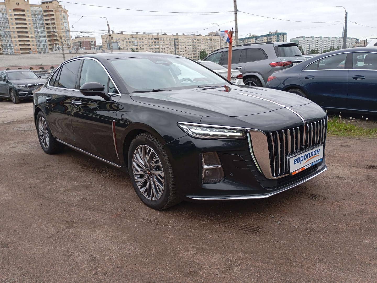 Hongqi H5,  177 647 км, 2024 года в лизинг