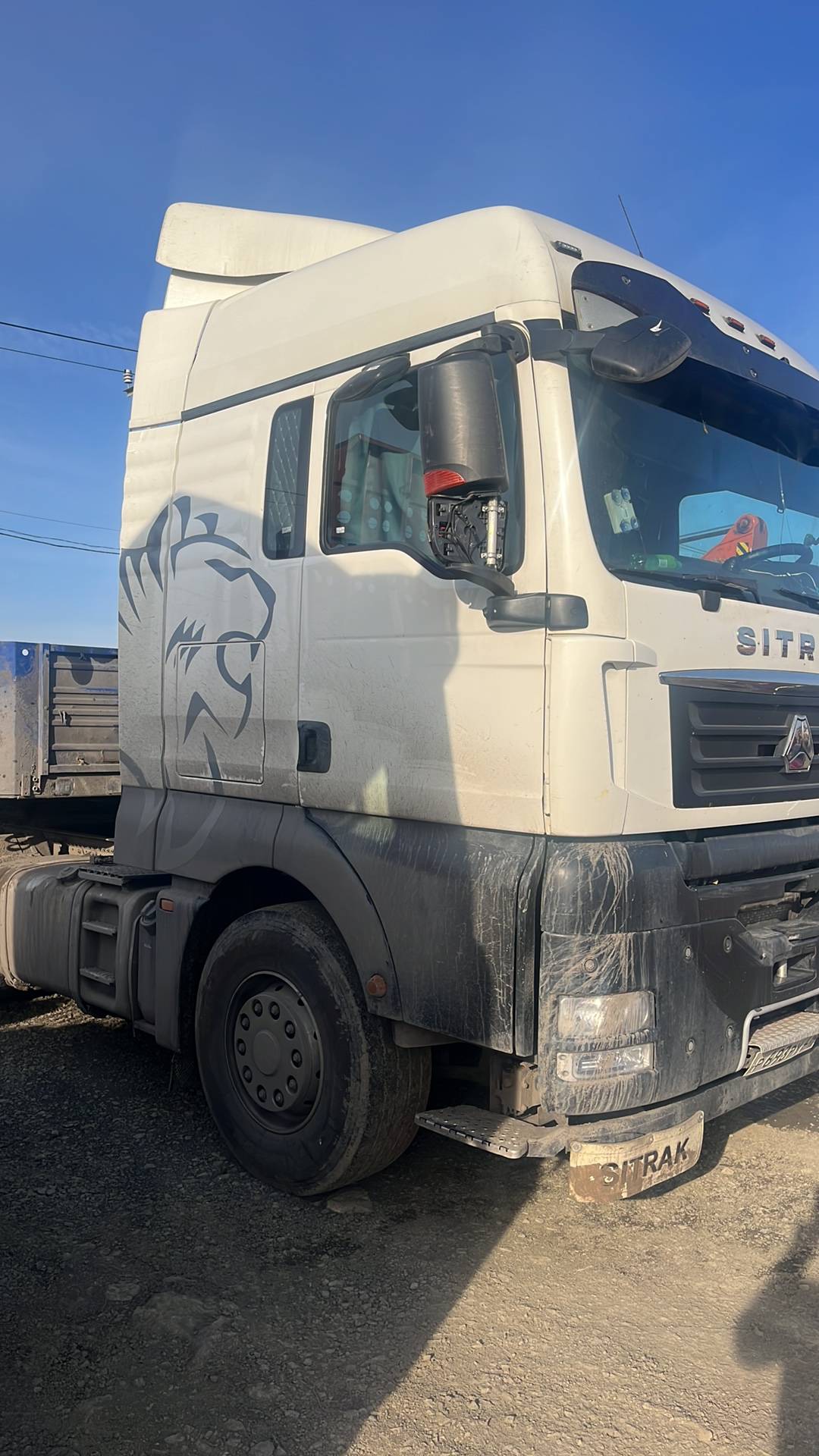 Sitrak С7Н MAX 6×4 ZZ4256V364HE,  128 053 км, 2023 года в лизинг