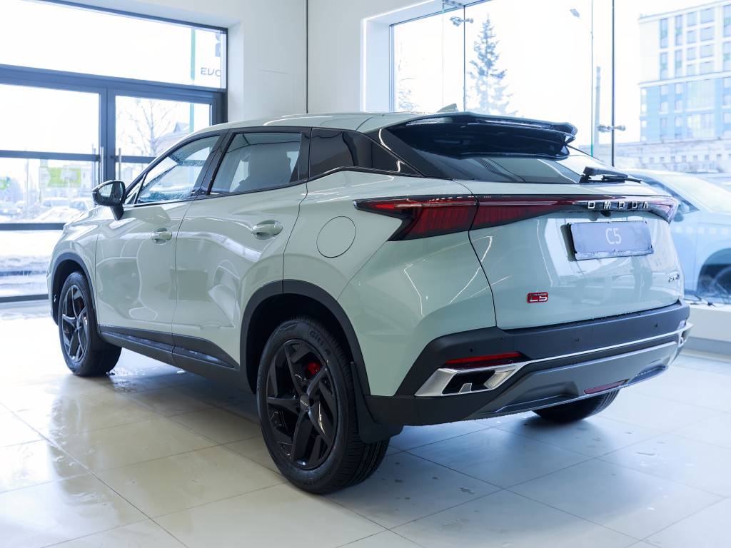 OMODA C5 Active 1.6 DCT AWD