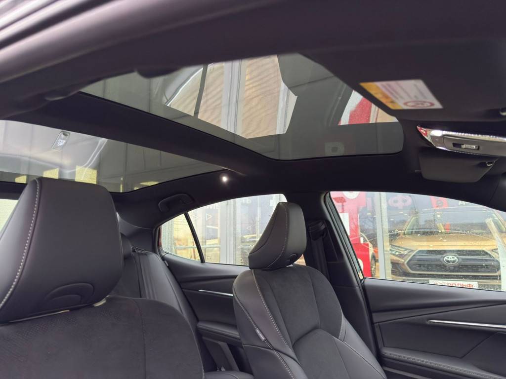 Toyota Camry 2.0S Sports Edition